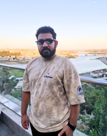 تيشيرت صرفة في الارجاء من الامام نظرة سودانية